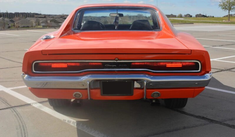 
								1970 Dodge Charger full									