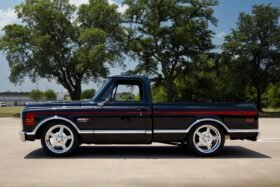1972 Chevrolet C10 Cheyenne V8 Pickup Truck