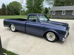 1970 Chevrolet C10 Camper Special V8