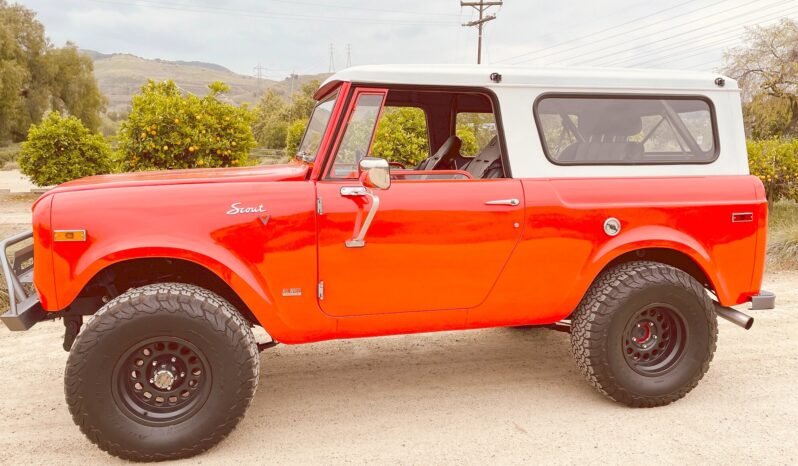 
								1971 International Harvester Scout 800B 4X4 full									