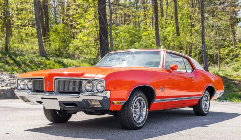 
								1970 Oldsmobile Cutlass Supreme Holiday Coupe SX full									