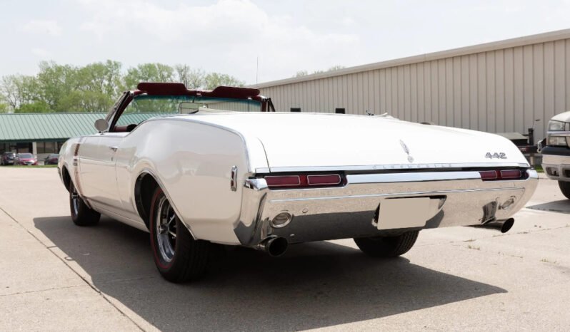 
								1968 Oldsmobile 442 Convertible full									