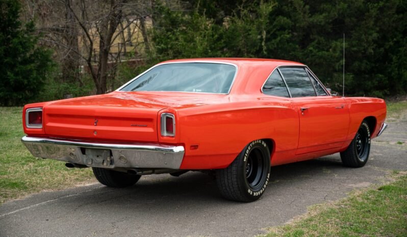 
								1969 Plymouth Road Runner 440 V8 full									