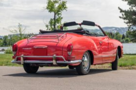 1971 Volkswagen Karmann Ghia 4-Speed