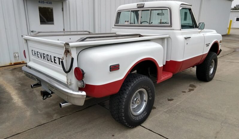 
								1970 Chevrolet C10 Stepside Pickup Truck full									