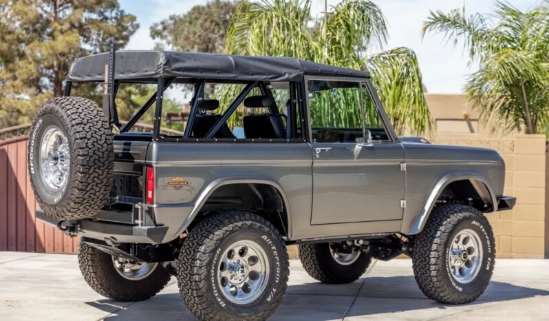 
								1967 Ford Bronco 5.0L Coyote V8 full									