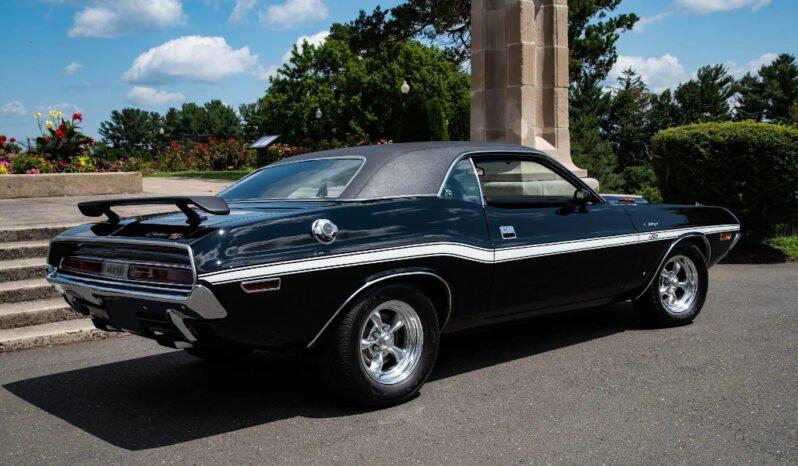 
								1970 Dodge Challenger R/T Black full									
