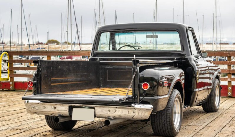 
								1970 GMC C1500 Stepside Pickup Truck V8 full									