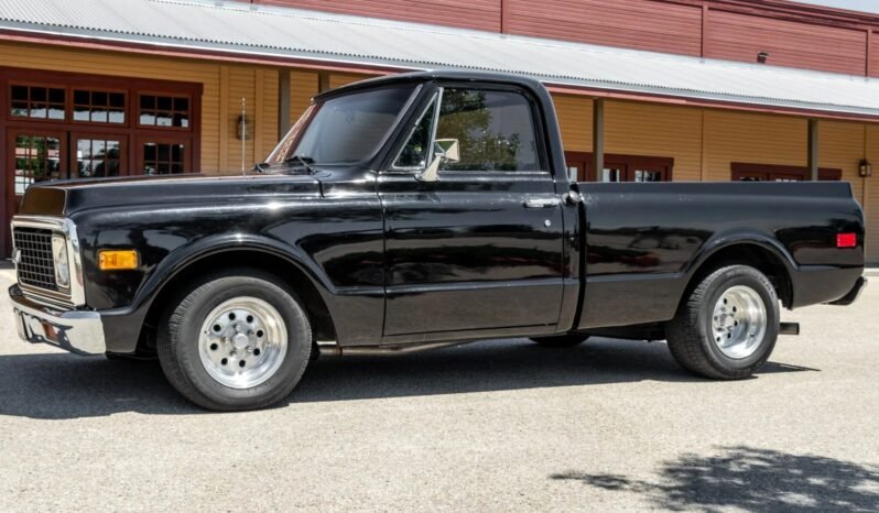 
								1972 Chevrolet C10 Black full									