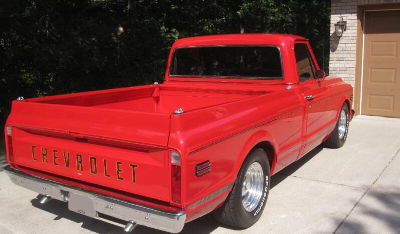 
								1972 Chevrolet C10 Pickup V8 full									