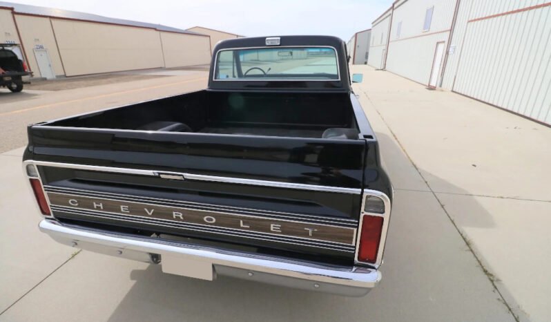 
								1972 Chevrolet C10 Cheyenne Pickup Truck full									