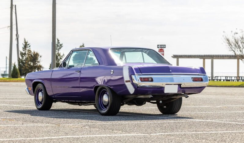 
								1971 Plymouth Valiant V8 full									