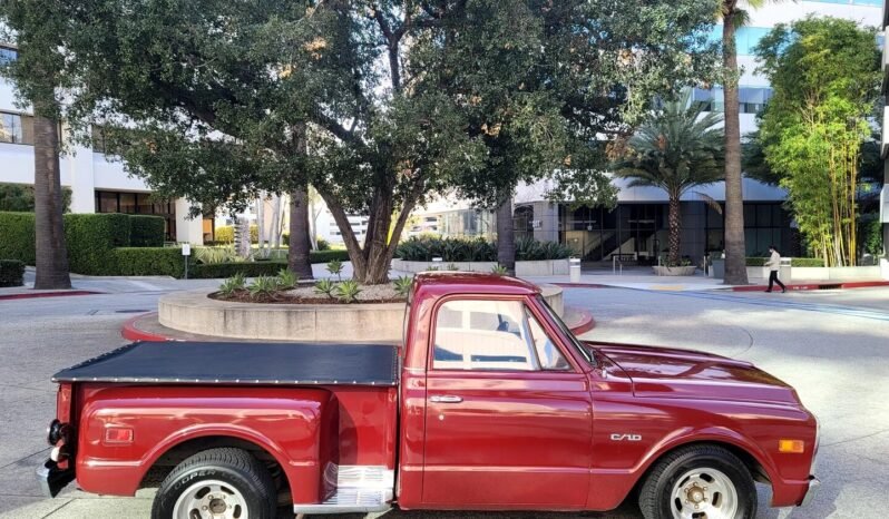 
								1970 Chevrolet C10 Pickup Truck full									