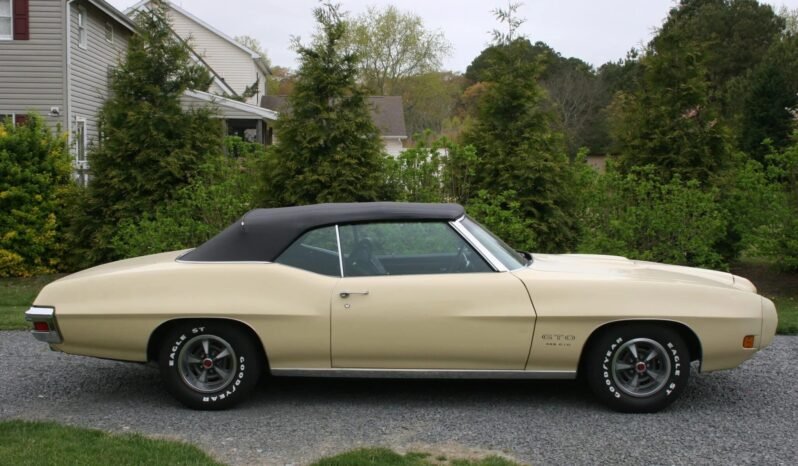 
								1970 Pontiac GTO 455 V8 full									