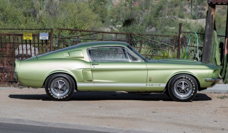 
								1967 Shelby Mustang GT500 4-Speed full									