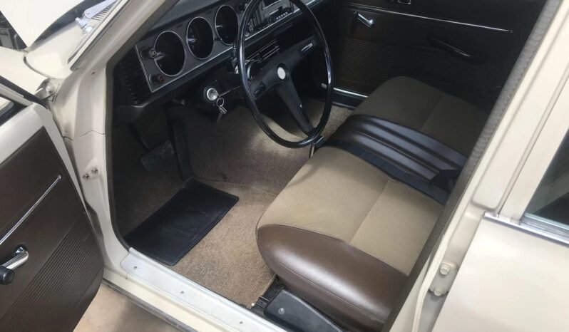 
								1971 Toyota Corona 1.9l full									