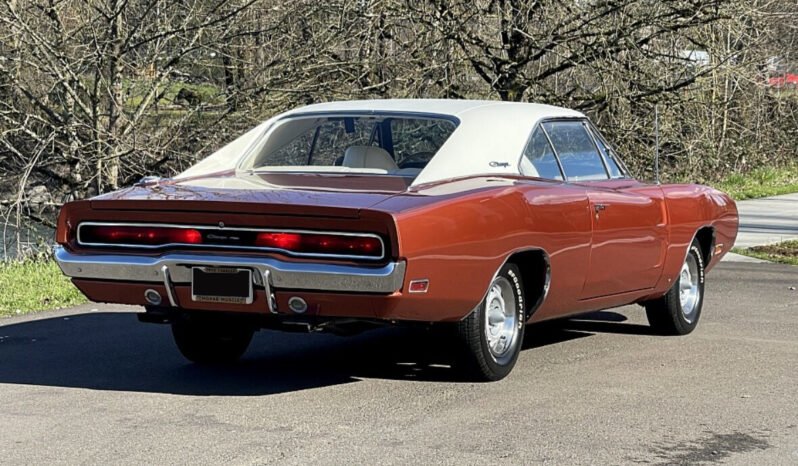 
								1970 Dodge Charger 500 V8 full									