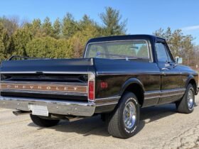 1969 Chevrolet C10 CST Pickup V8