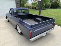 1970 Chevrolet C10 Camper Special V8