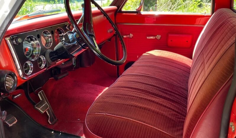 
								1969 Chevrolet C20 Pickup Truck full									