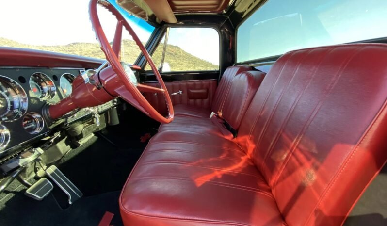 
								1968 Chevrolet C10 Fleetside Pickup Truck full									