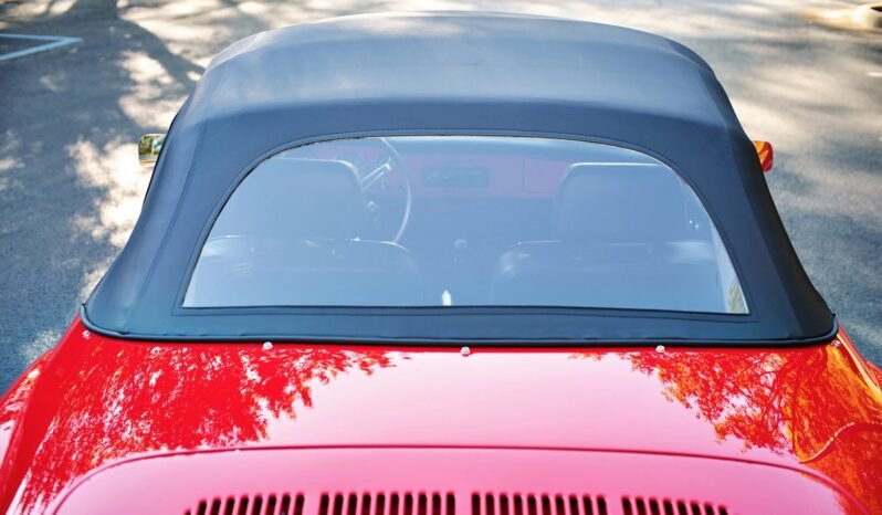 
								1971 Volkswagen Karmann Ghia Soft Top full									