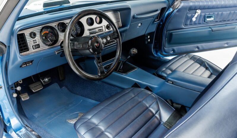 
								1971 Pontiac Firebird Trans AM full									