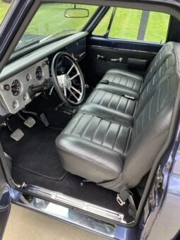 
										1970 Chevrolet C10 Camper Special V8 full									