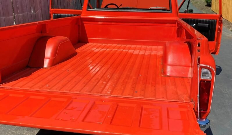 
								1971 Chevrolet C20 Pickup Truck 350 V8 full									