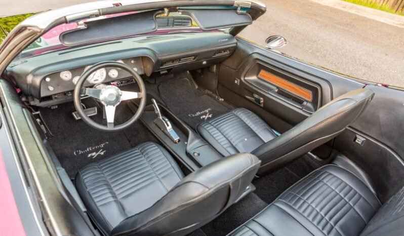 
								1970 Dodge Challenger V8 Convertible full									