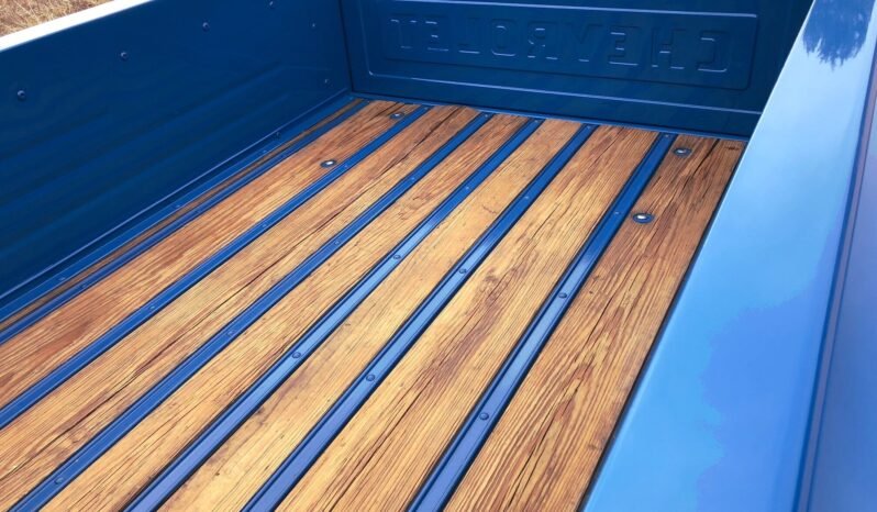 
								1971 Chevrolet C10 Stepside full									