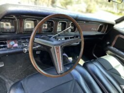 1970 Lincoln Continental V8