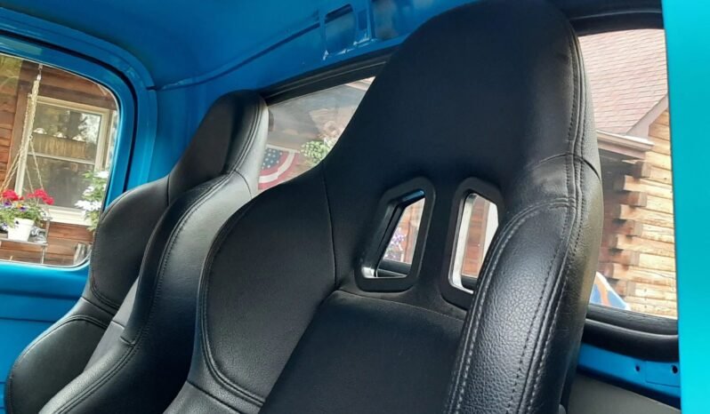 
								1953 Ford F-100 Pickup Truck Blue full									