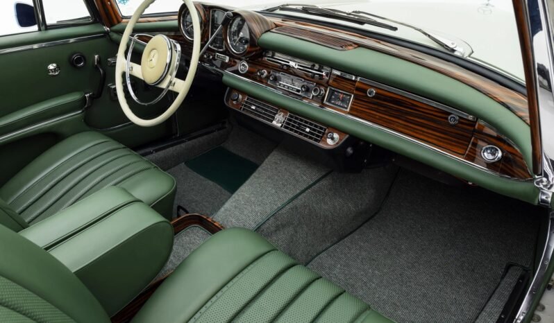 
								1967 Mercedes-Benz 300SE Numbers-Matching full									