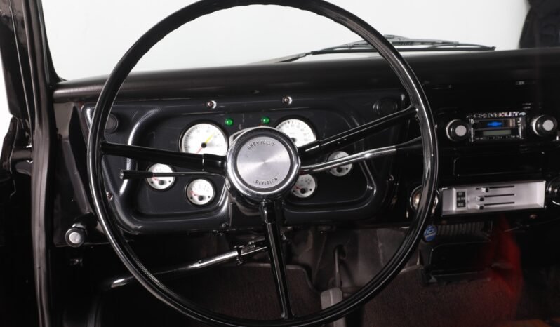 
								1968 Chevrolet C10 Black full									