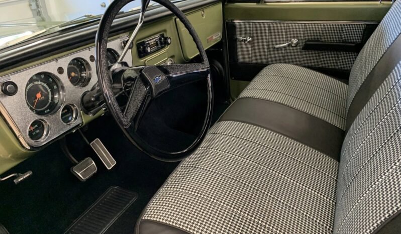
								1972 Chevrolet C10 Cheyenne Pickup full									