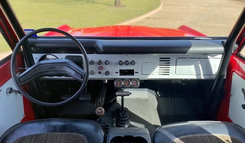 
								1971 Ford Bronco V8 4X4 full									