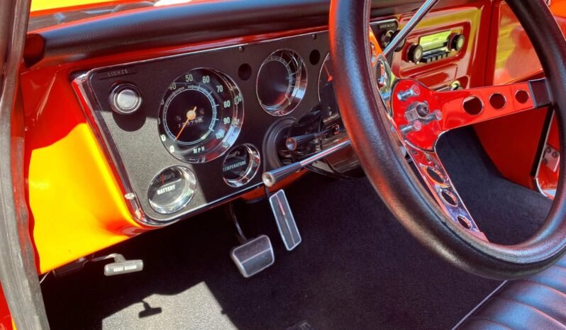 
								1971 Chevrolet C20 Pickup Truck 350 V8 full									