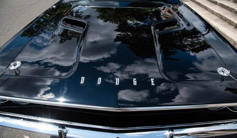 
								1970 Dodge Challenger R/T Black full									