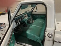 
										1970 GMC C1500 Custom V8 full									