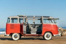 1959 Volkswagen Type 2 23-Window Deluxe 1.2