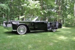 1965 Lincoln Continental Convertible V8