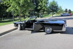 1965 Lincoln Continental Convertible V8