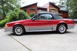
										1987 Ford Mustang GT Convertible full									