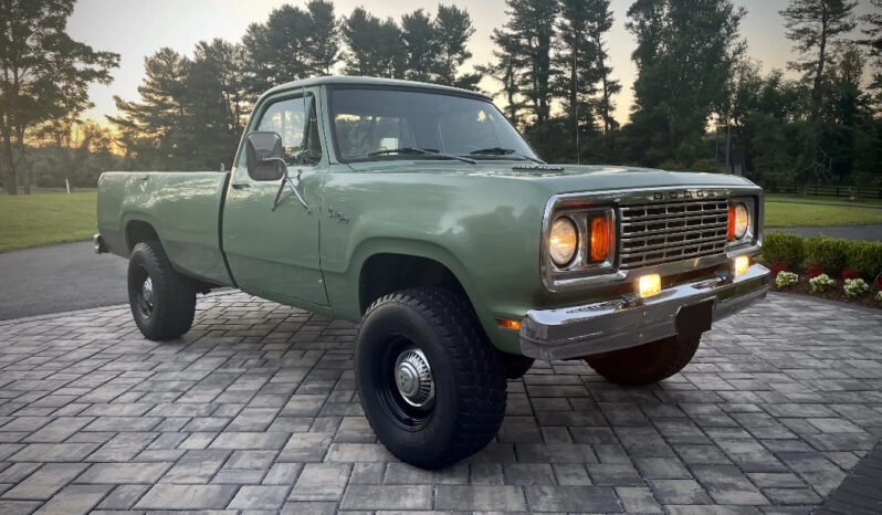 
								1978 Dodge Power Wagon W200 4X4 full									