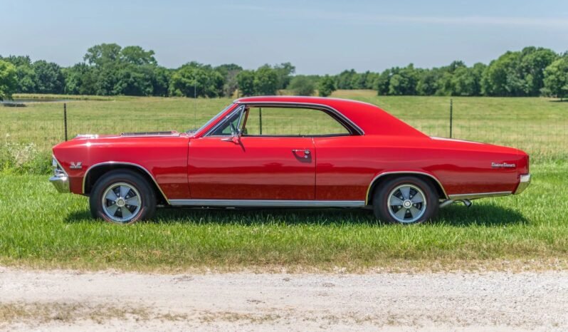 
								1966 Chevrolet Chevelle SS396 Red V8 full									