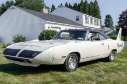 
										1970 Plymouth Superbird 4-Speed full									