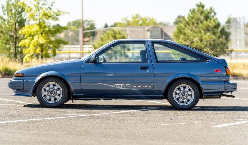 
								1986 Toyota Corolla GT-S 5-Speed full									