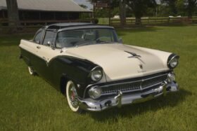 1955 Ford Fairlane Crown Victoria 3-Speed