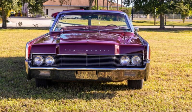 
								1967 Lincoln Continental 462ci V8 full									